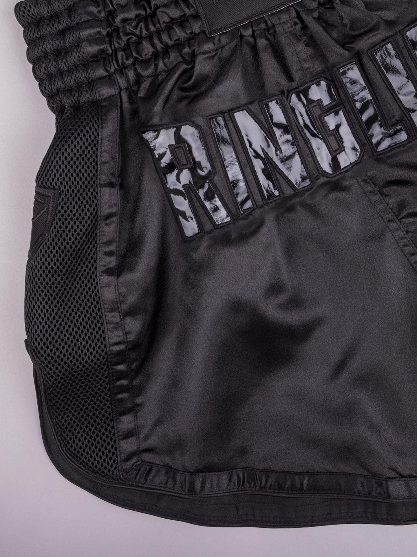 RINGLIFE Muay Thai Shorts, Pulse, schwarz-schwarz - Image 3